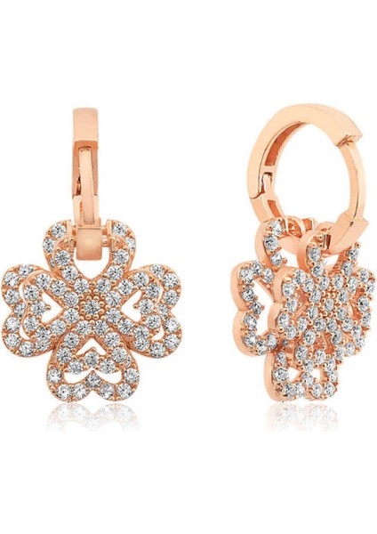 Gümüş Üç Boyutlu Yonca Küpe CSR2182855