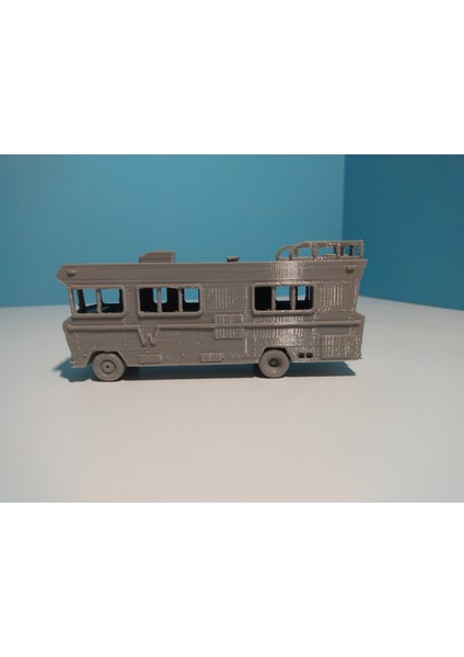 Geniş Karavan Winnebago Figürü - 15 cm