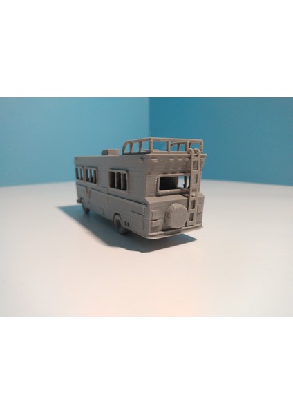 Geniş Karavan Winnebago Figürü - 15 cm