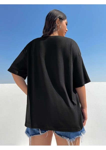 Kadın / Kız Siyah Oversize T-Shirt Rozet Baskılı