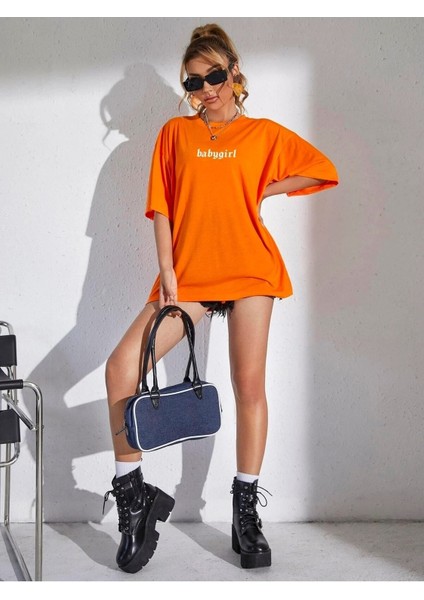 Kadın / Kız Turuncu Oversize T-Shirt Baby Gril Baskılı fırsatları