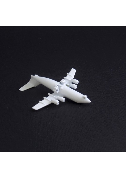 Yolcu Uçağı Avro RJ85 Figürü - 15 cm