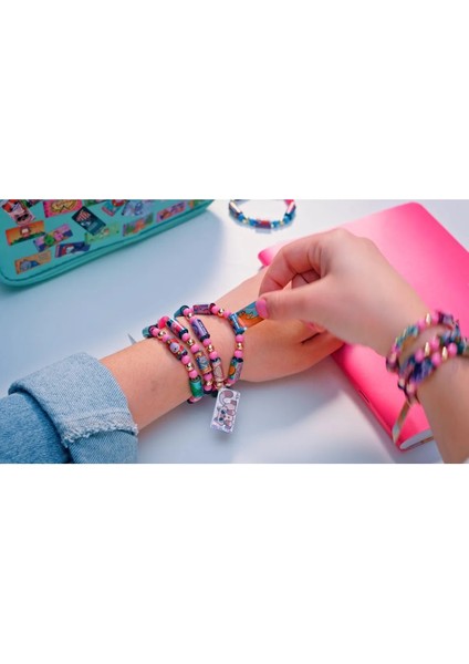 Sticki Rolls Bant Kapsülü 70 Stickerlı Bileklik Çıkartmalı Etiket fırsatları