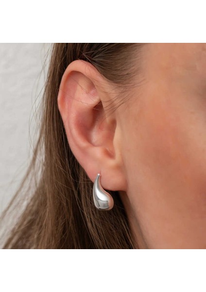 Gümüş Gözyaşı Damla Çivili Kadın Küpe CSR2185624 modelleri