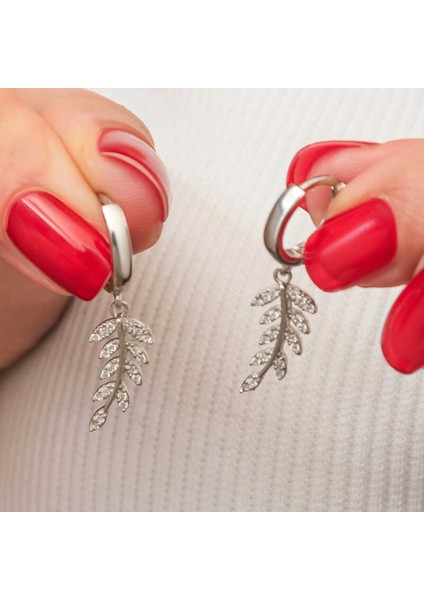 Gümüş Sallantılı Başak Kadın Küpe CSR2185836