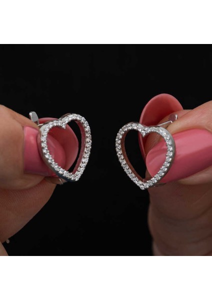 Gümüş Kalpli Kadın Küpe CSR2185480