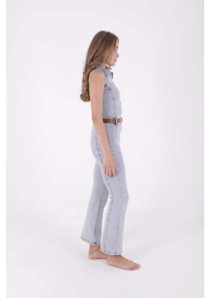 Dekoratif Kemer Detaylı ve Kolsuz Fermuarlı Rahat Kot Kadın Tulum Kar Yıkama Açık Mavi Denim indirimleri