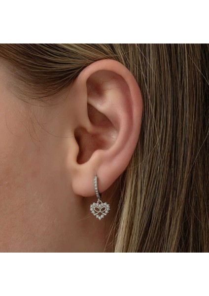 Gümüş Kalp Kurdele Sallantılı Kadın Küpe CSR2185701 fiyatları