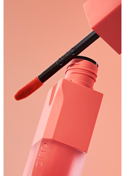 Pürüzsüz ve Kadifemsi Dokulu, Doğal Görünüm Sunan Tint CLIO Chiffon Blur Tint (02 Coral Clay)