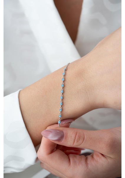 925 AyarGümüş Rodyum Kaplama Minik Sıralı Aquamarin Taşlı Bileklik fiyatları