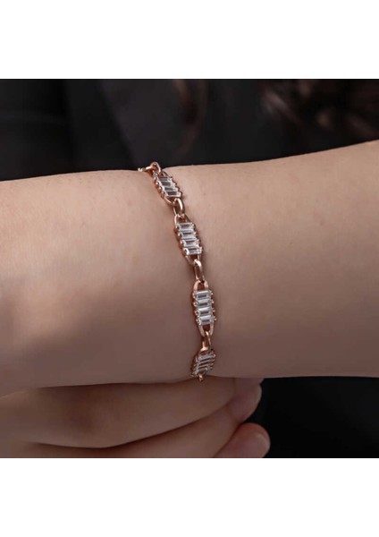 Gümüş Rose Baget Taşlı Kadın Bileklik CSR2185202
