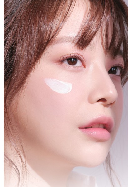 Cica İçerikli Cilt Tonu Eşitleyici Krem PERIPERA Milk Blur Tone Up Cream SPF50+ PA++++ (05 Cica)