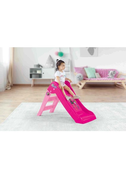 Barbie Ilk Kaydırağım