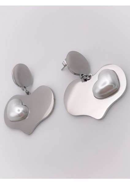 Çelik Küpe İnci Detaylı Plaka Kalp Küpe modelleri