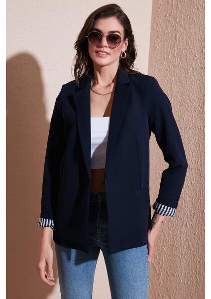 Standart Fit Mono Yaka Desenli Astar Detaylı Blazer Kadın Ceket6524003
