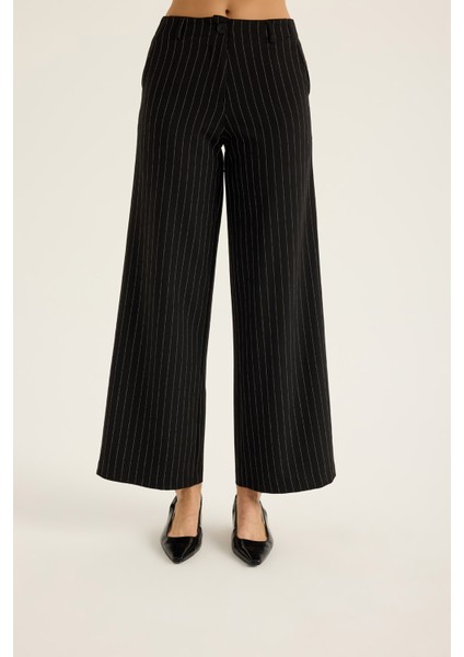 Çizgili Bol Paça Pantolon fiyatları