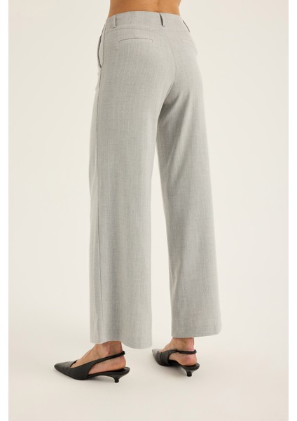 Çizgili Bol Paça Pantolon fırsatları