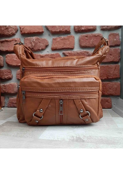 Bayan Çapraz Omuz Çantası Taba GVN-0094