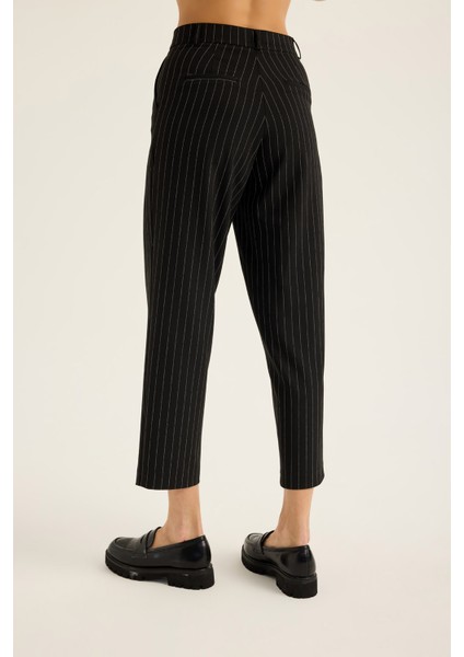 Çizgili Pileli Pantolon fırsatları