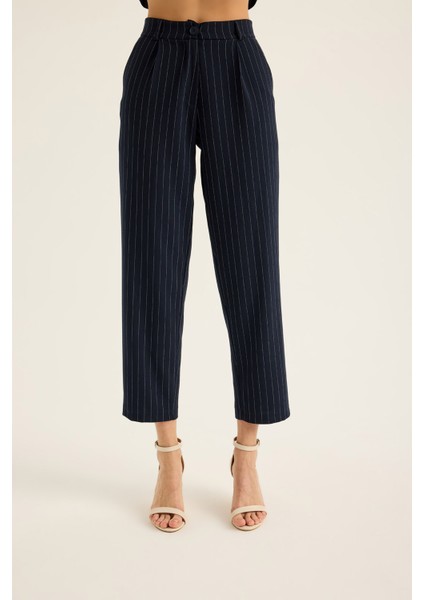 Çizgili Pileli Pantolon fiyatları