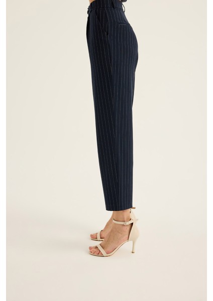 Çizgili Pileli Pantolon modelleri