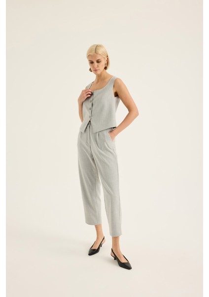 Çizgili Pileli Pantolon indirimleri