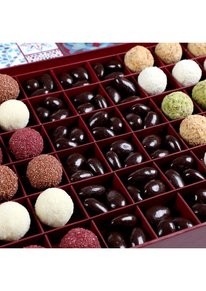 Motif Desenli Kutuda Lezzet Şöleni (Hediyelik) No2 modelleri