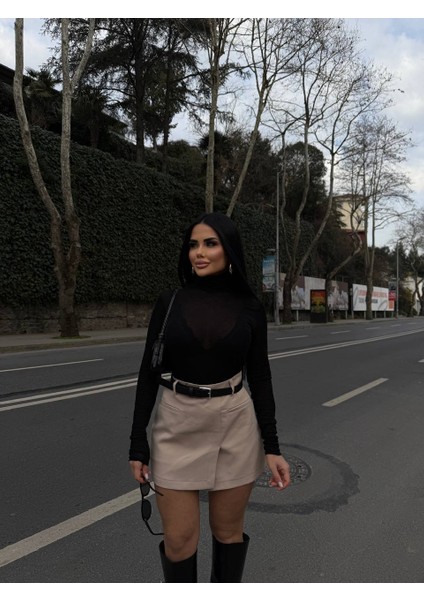 Kadın Bej Yüksek Bel Cepli Kemerli Içi Şortlu Etek modelleri