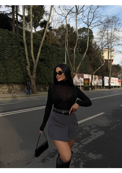 Kadın Bej Yüksek Bel Cepli Kemerli Içi Şortlu Etek fiyatları