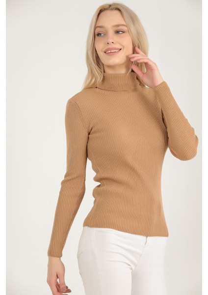 Kadın Kamel Boğazı Fırfırlı Fitilli Merdiven Desenli Triko Kazak