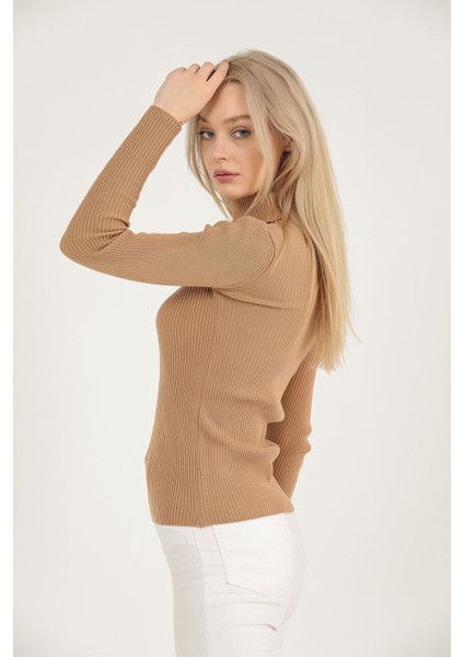 Kadın Kamel Boğazı Fırfırlı Fitilli Merdiven Desenli Triko Kazak modelleri