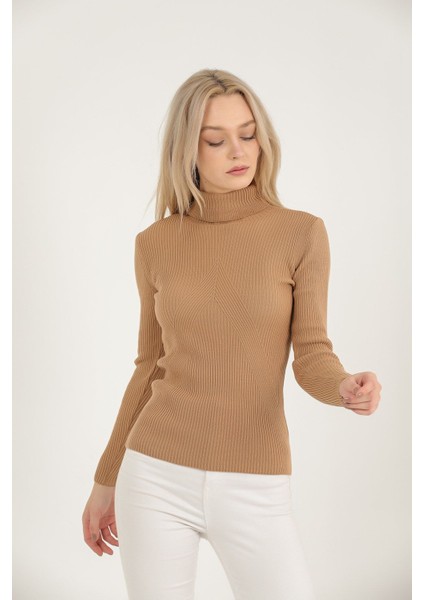 Kadın Kamel Boğazı Fırfırlı Fitilli Merdiven Desenli Triko Kazak indirimleri