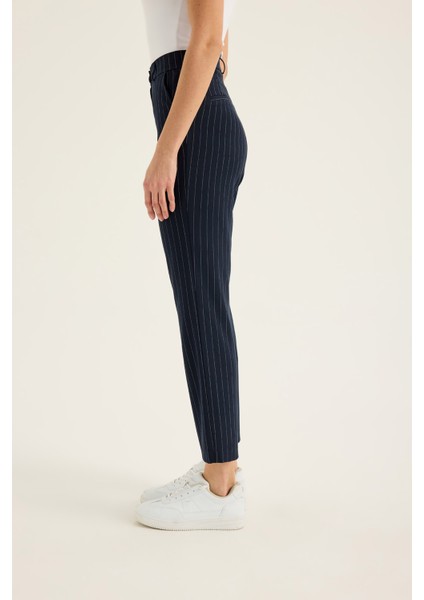 Çizgili Klasik Kumaş Pantolon modelleri