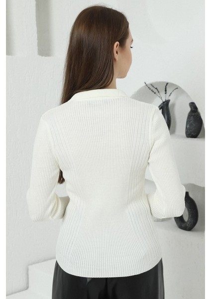 Kadın Ekru Polo V Yaka Triko Kazak indirimleri