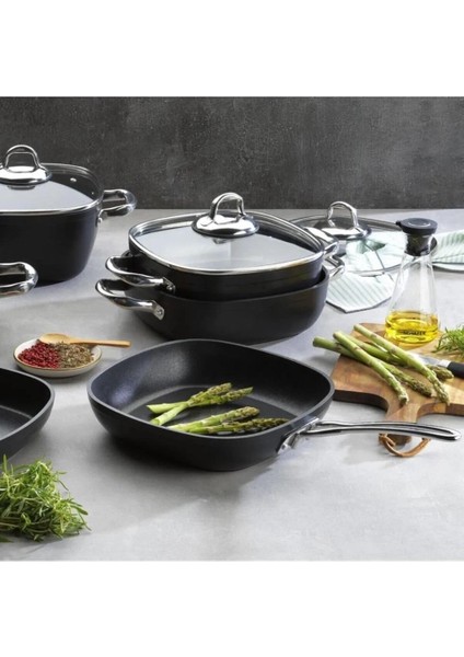 Gastronomie Master Granit Tava 26CM-SIYAH