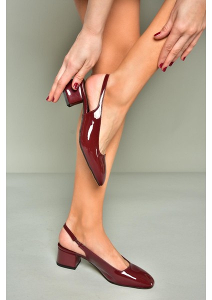 U404603508 Bordo Rugan Alçak Topuklu Kadın Ayakkabı fiyatları