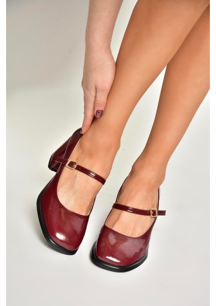 U518422008 Bordo Rugan Kalın Topuklu Kadın Ayakkabı indirimleri