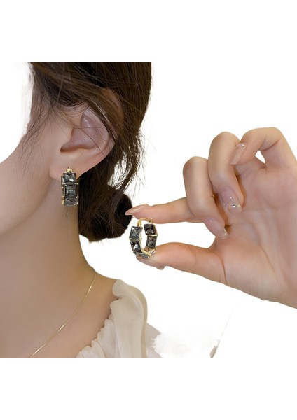 Şık ve Narin Küpeler (Yurt Dışından)