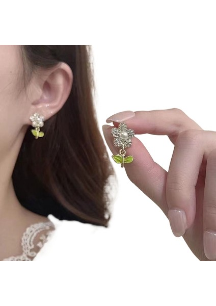 Şık ve Narin Küpeler (Yurt Dışından)