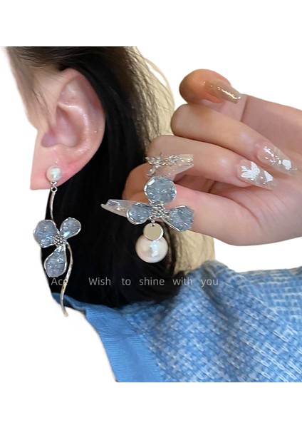 Şık ve Narin Küpeler (Yurt Dışından)