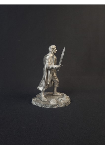 Yüzüklerin Efendisi - Lotr Frodo Baggins Karakteri Figürü16 cm