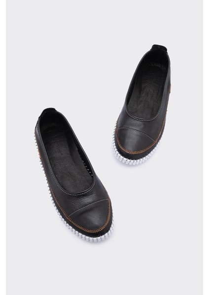 Wilow Siyah Deri Kadın Babet fırsatları