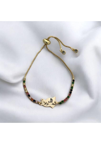 Kuş Figürlü Renkli Taşlı, 14 Ayar Altın Plakalı Özel Semboller Bilekliği