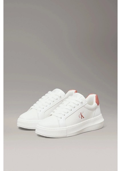 Logolu Beyaz Kadın Sneaker modelleri