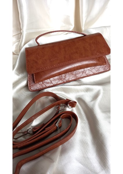 Siyah Kroko Deri Şık Omuz ve El Çantası – Ayarlanabilir Askılı, Günlük & Özel Gün Kullanımı