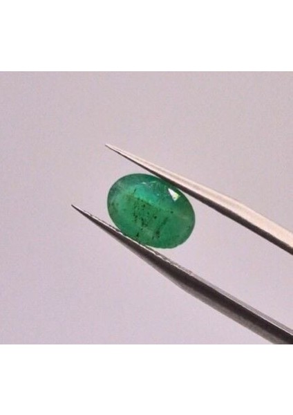 1.51 Ct 9.5x6.8 mm Oval Natural Green Emerald, Zambia