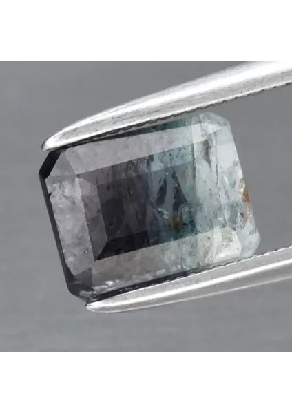 1.66 Ct 8.8x6.2 mm Octagon Natural Emerald Zambia