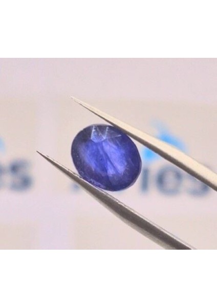 3.45CT 9.3x7.5mm Oval Natural Blue Sapphire ( Glass Fillin