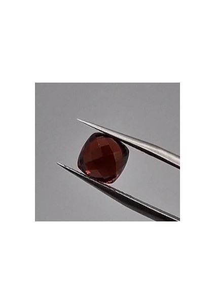 3.89 Ct 8x8 mm Square Rose Natural Rhodolite Garnet