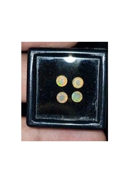 0.70 Ct 4.15 mm 4pcs Round Faceted Natural Ethiopian Opal